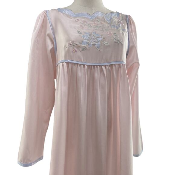 NWT Vintage 80s Natori Pink Satin Flower Embroidered Granny Nightgown Size S - Picture 1 of 11